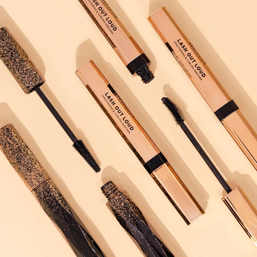 Lash Out Loud | Lengthening & Curling Mascara - Black - Image 4